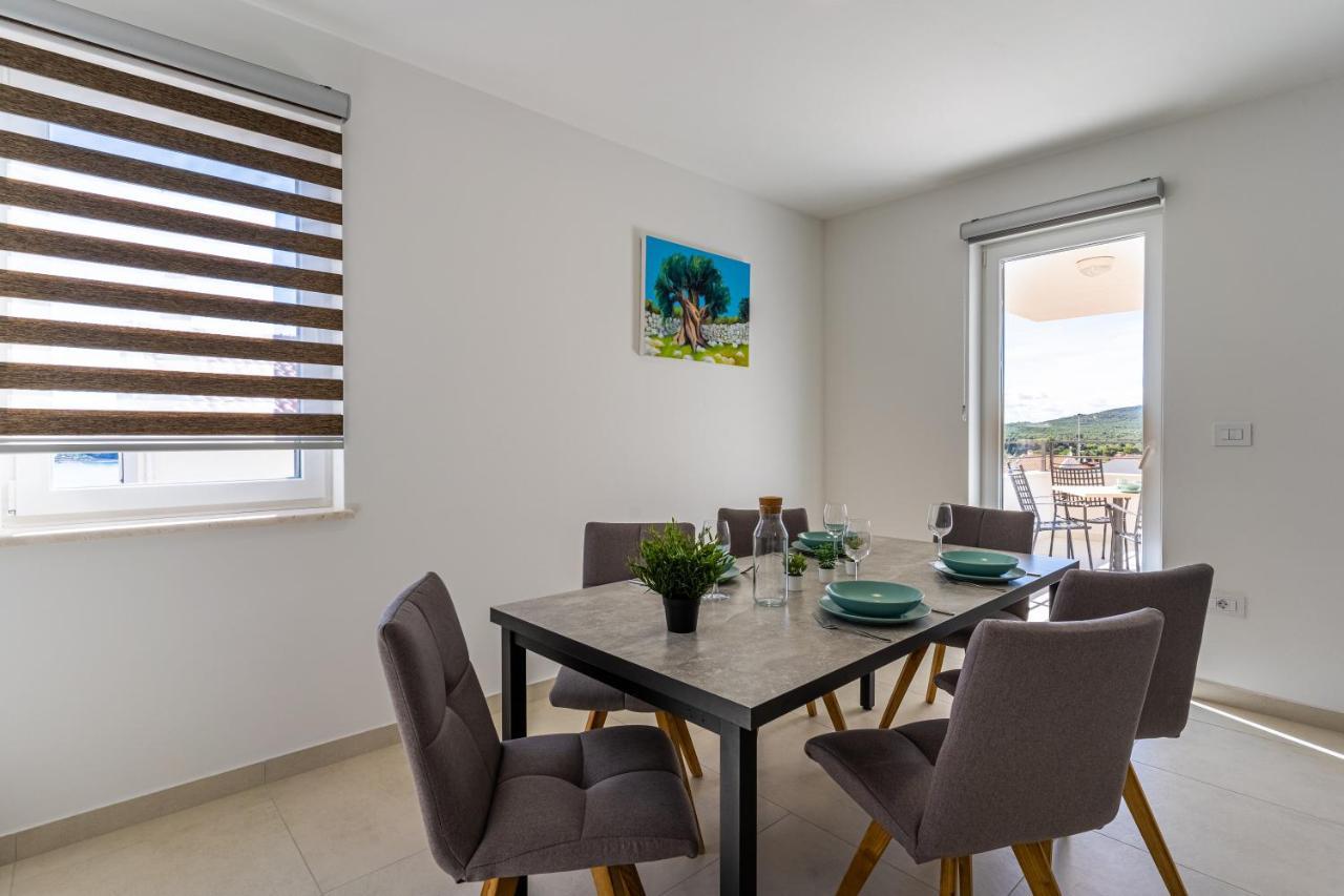 Apartman Vischetti Cres Exterior foto